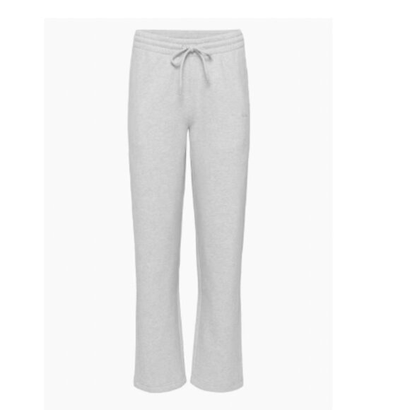 ARITZIA | TNA | Sweatfleece Cozy Fleece Boyfriend Straight Sweatpant - Picture 1 of 7